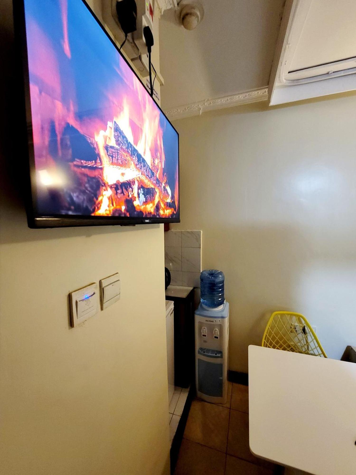 Deka Hotel Ngara Equity Nairobi Buitenkant foto