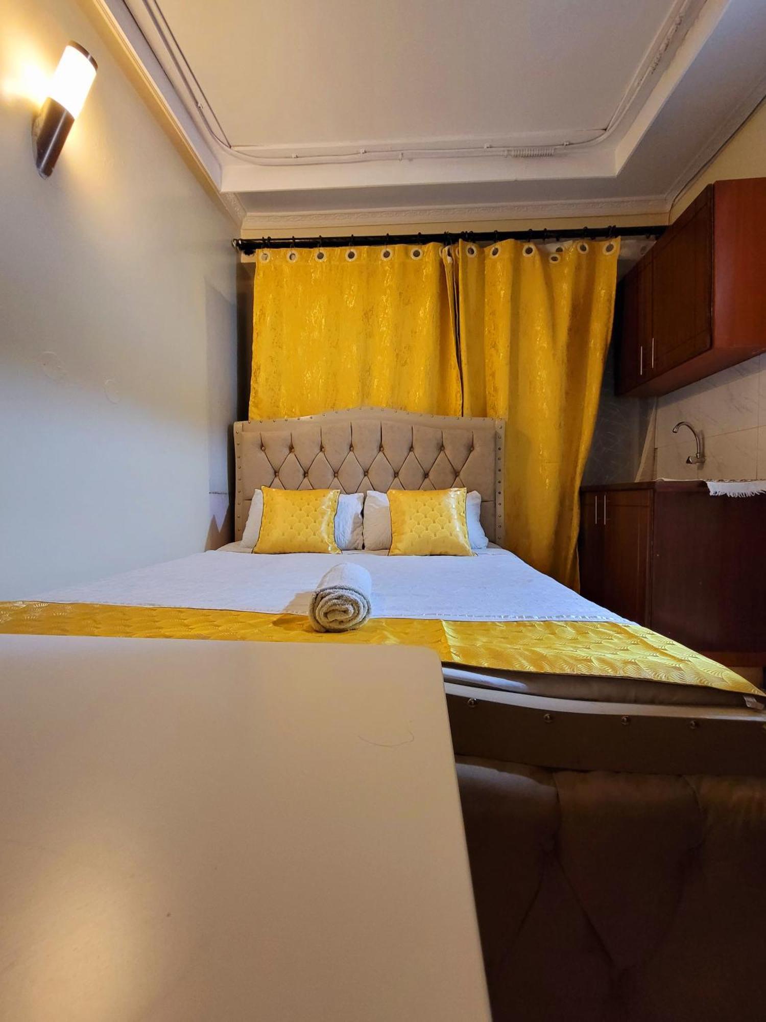 Deka Hotel Ngara Equity Nairobi Buitenkant foto