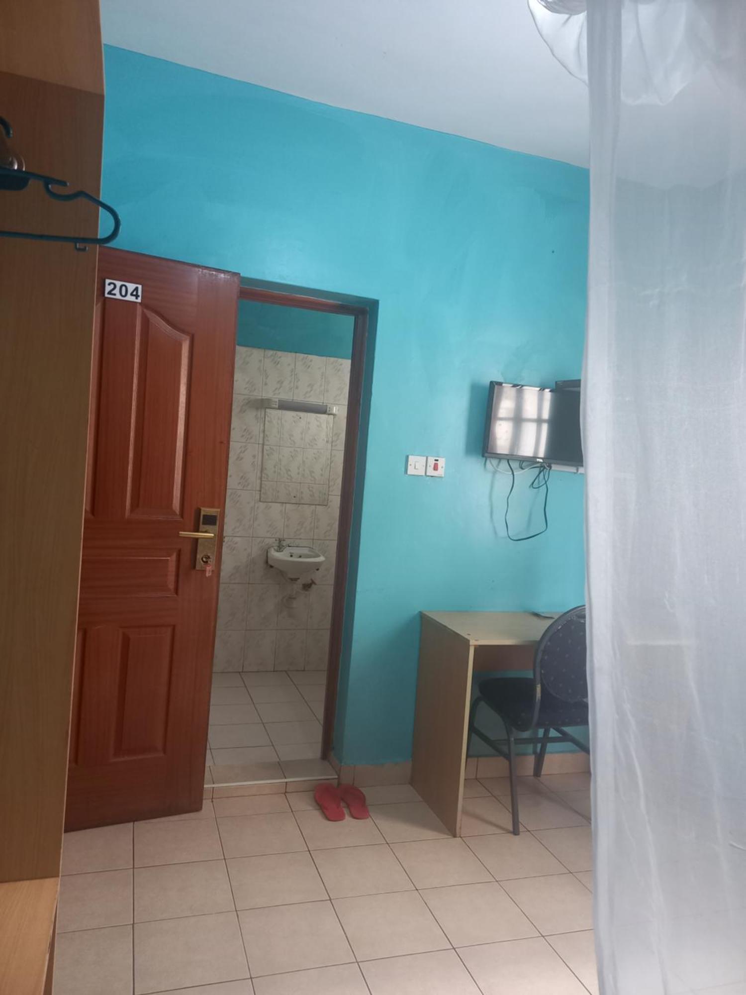 Deka Hotel Ngara Equity Nairobi Buitenkant foto