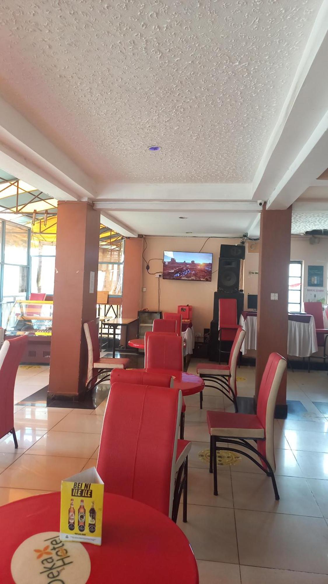 Deka Hotel Ngara Equity Nairobi Buitenkant foto