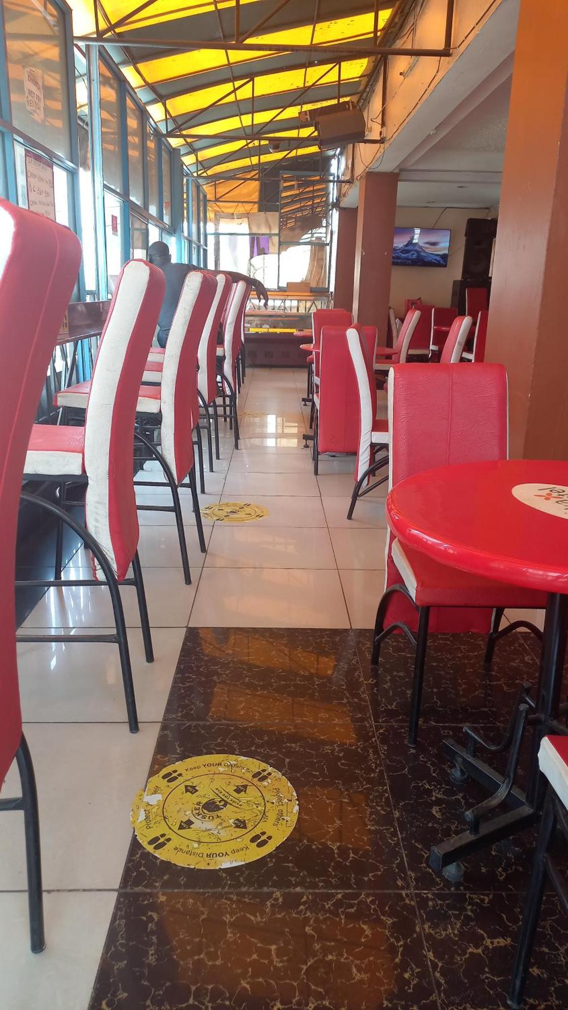 Deka Hotel Ngara Equity Nairobi Buitenkant foto